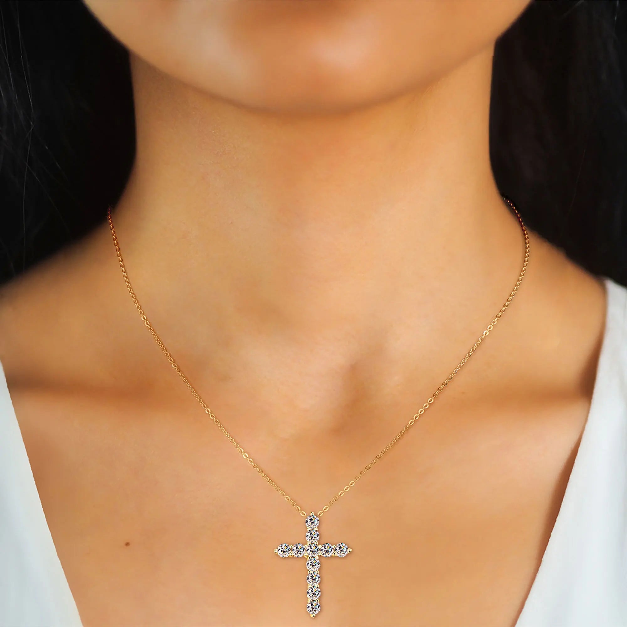 Classic 3.5mm Moissanite Cross Pendant Necklace, 925 Sterling Silver Adjustable Chain 45+5cm – Unisex Design – Melisande