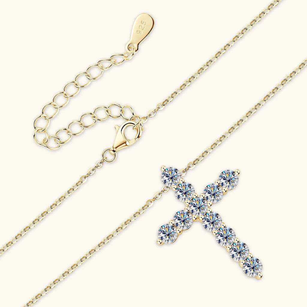 Classic 3.5mm Moissanite Cross Pendant Necklace, 925 Sterling Silver Adjustable Chain 45+5cm – Unisex Design – Melisande