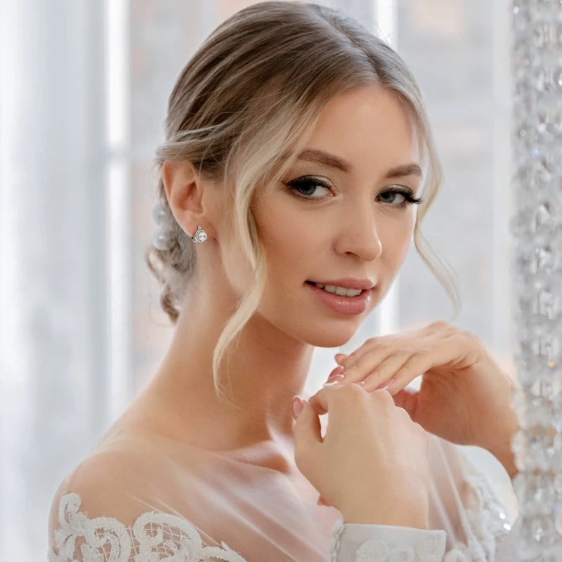 Moissanite & Pearl Hoop Earrings – 925 Sterling Silver 1mm VVS1 Stones with 7mm Freshwater Pearls | Melisande