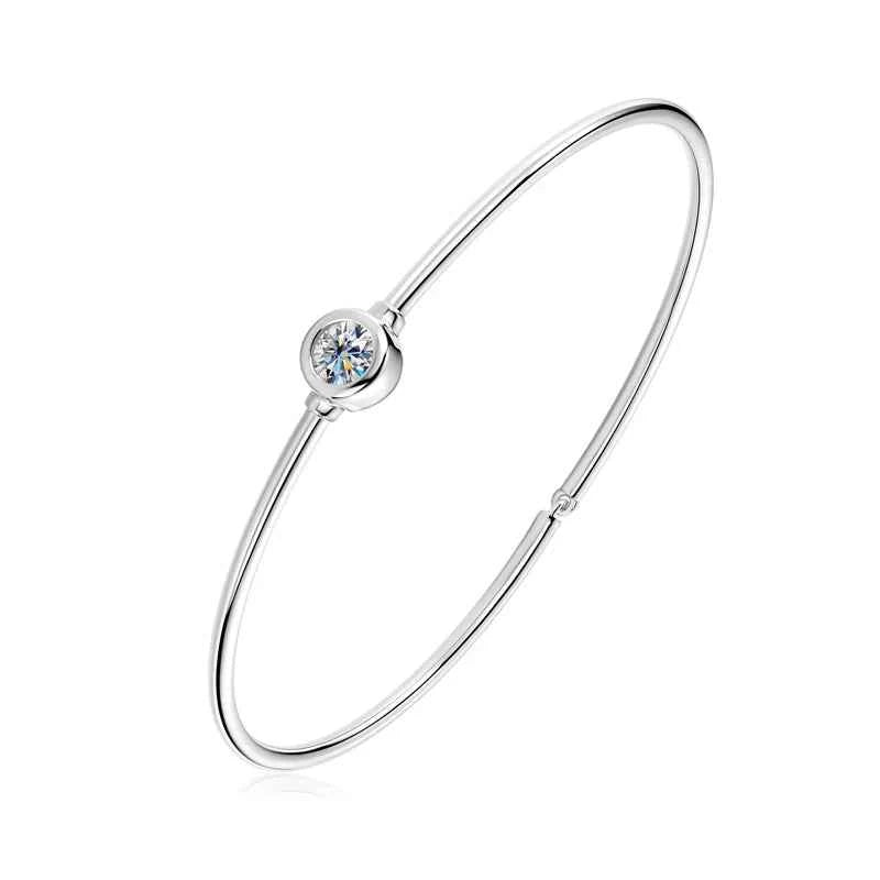 Moissanite Bezel Bangle – 925 Sterling Silver 14K Gold Plated 0.5ct D Color 5mm Stone | Melisande