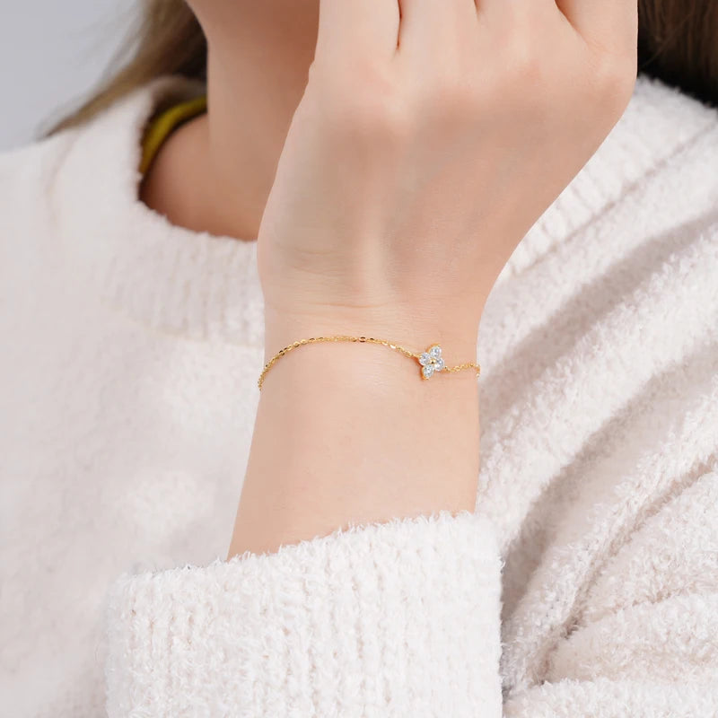 Moissanite Clover Bracelet – 925 Sterling Silver 18K Gold Plated D Color Certified Women’s Charm Jewelry | Melisande