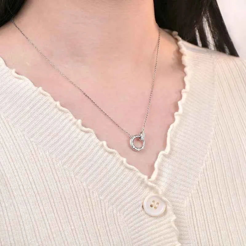 MobiusGlow™ Moissanite Double-Ring Pendant Necklace — Eternal Motion