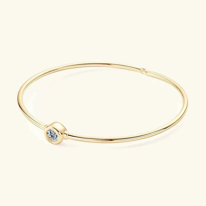 Moissanite Bezel Bangle – 925 Sterling Silver 14K Gold Plated 0.5ct D Color 5mm Stone | Melisande
