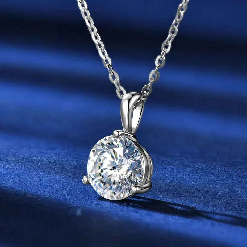 2ct / 1.5ct / 1ct D Color Moissanite Solitaire Pendant Necklace, Three-Claw Design, 8mm & 7.5mm Stones, 925 Sterling Silver Adjustable Chain – Melisande