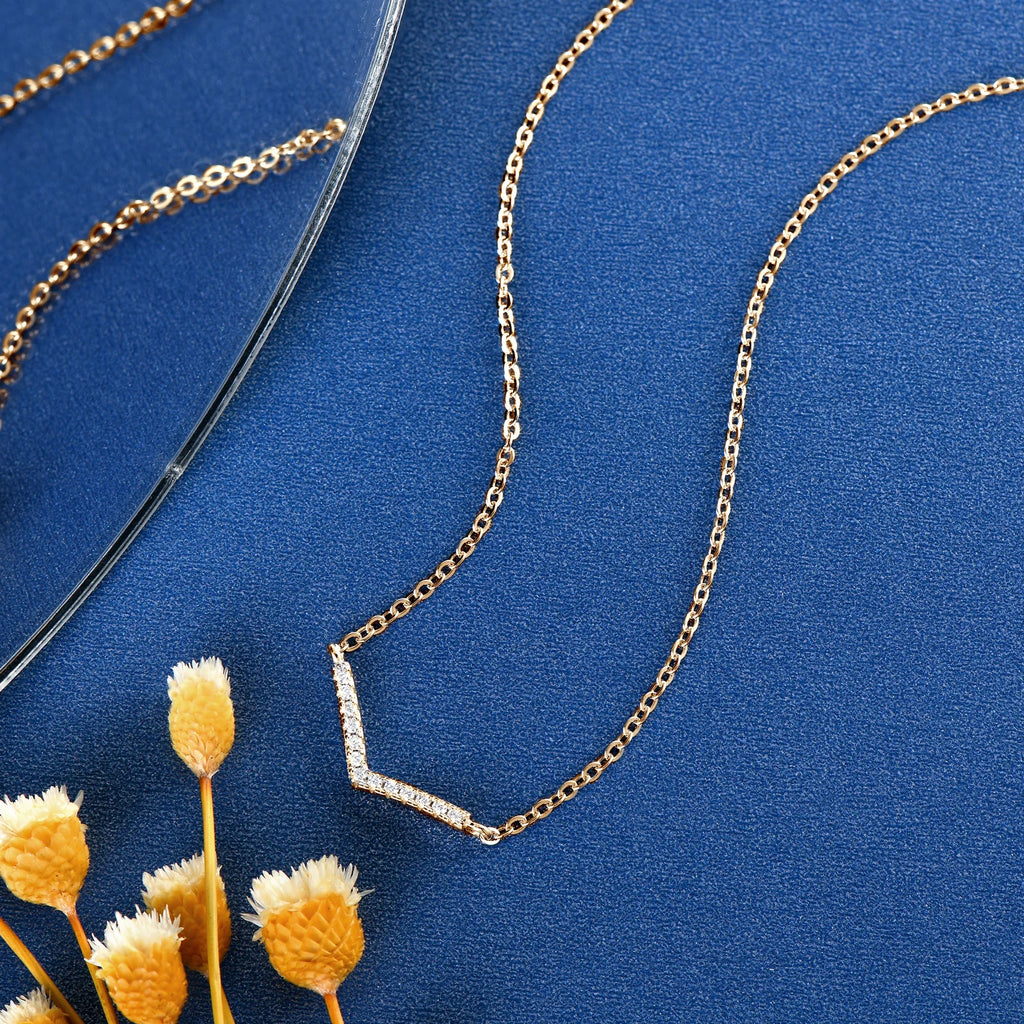 V-Shaped Moissanite Pendant Necklace – 925 Sterling Silver – 1mm Moissanite Stones – Women’s Trendy Fine Jewelry | Melisande