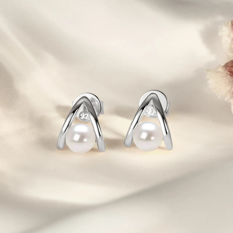 5mm D Color Moissanit5mm D Color Moissanite Triangle Earrings – 925 Sterling Silver 0.5ct Round-Cut Stud Jewelry for Women | Melisande