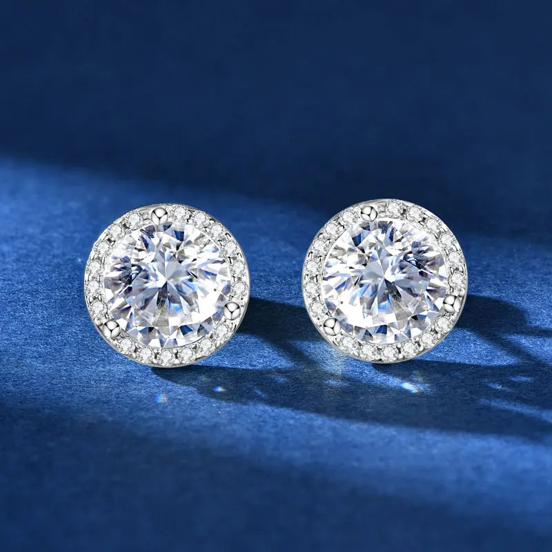 Classic Moissanite Stud Earrings – 925 Sterling Silver D Color Round Cut 0.5ct / 1ct / 2ct | Melisande