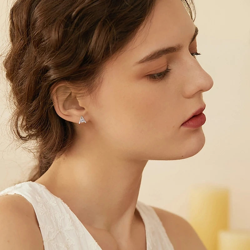 5mm D Color Moissanit5mm D Color Moissanite Triangle Earrings – 925 Sterling Silver 0.5ct Round-Cut Stud Jewelry for Women | Melisande