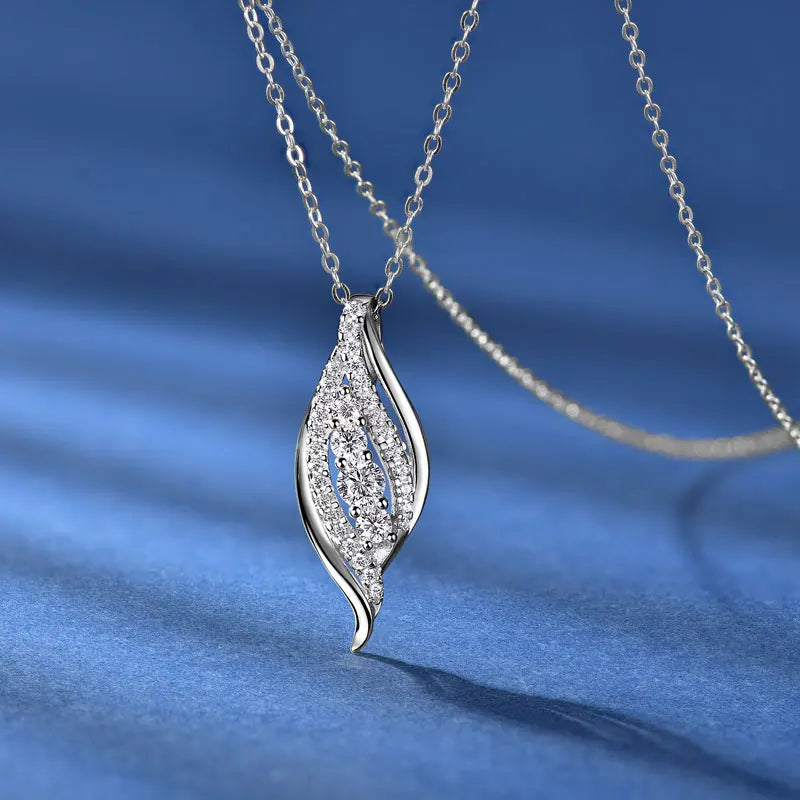 Moissanite Leaf Waterdrop Pendant Necklace, 925 Sterling Silver Adjustable Chain – Elegant Nature-Inspired Design – Melisande